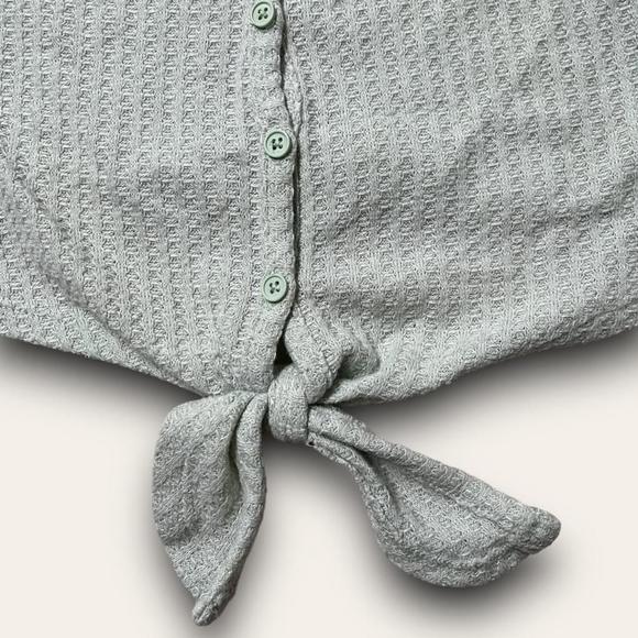 💟 2for$20 💟 Forever 21 Green Tie-Front Tank Top Buttons Waffle Knit Size M - Picture 2 of 4